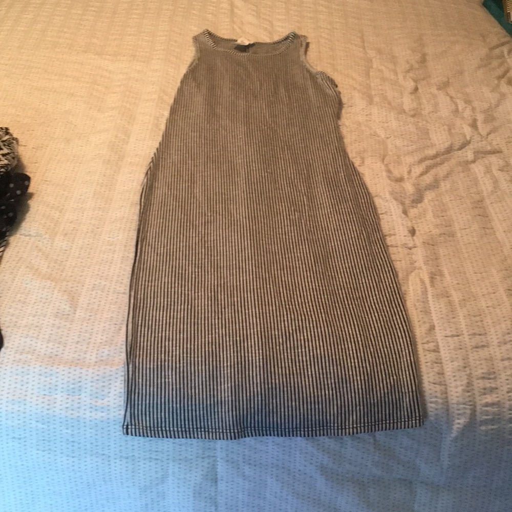 Women’s dress